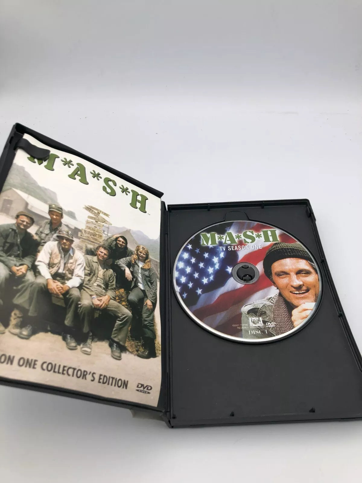 M*A*S*H - Season 1 (DVD, 2004, 3-Disc Set, Like New