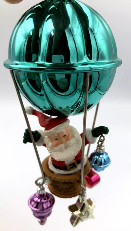 2002 Hallmark Keepsake Ornament Up, Up, and Away Santa In Hot Air Balloon