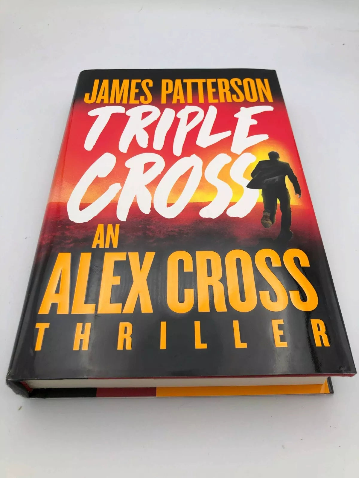 Cross Over (Alex Cross, 28) - Hardcover By Patterson, James - PRE-OWNED
