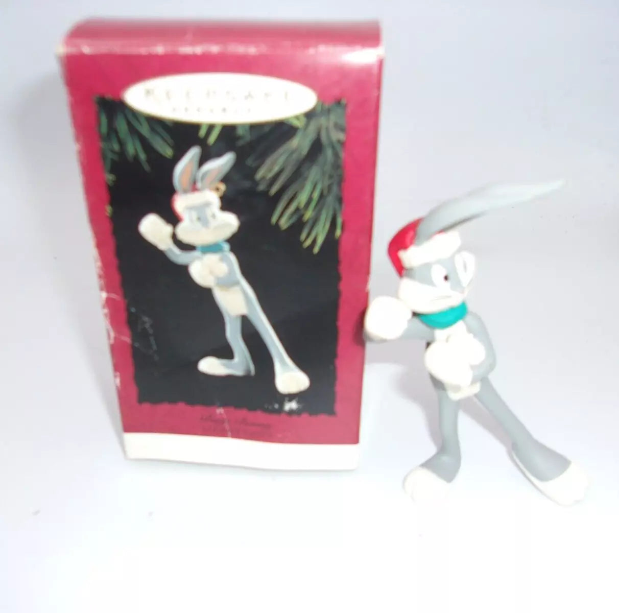 Hallmark Ornament Keepsake Bugs Bunny (Box is Damaged)