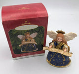 Hallmark Keepsake Ornament Angel Of The Nativity, Madame Alexander Holiday 1999