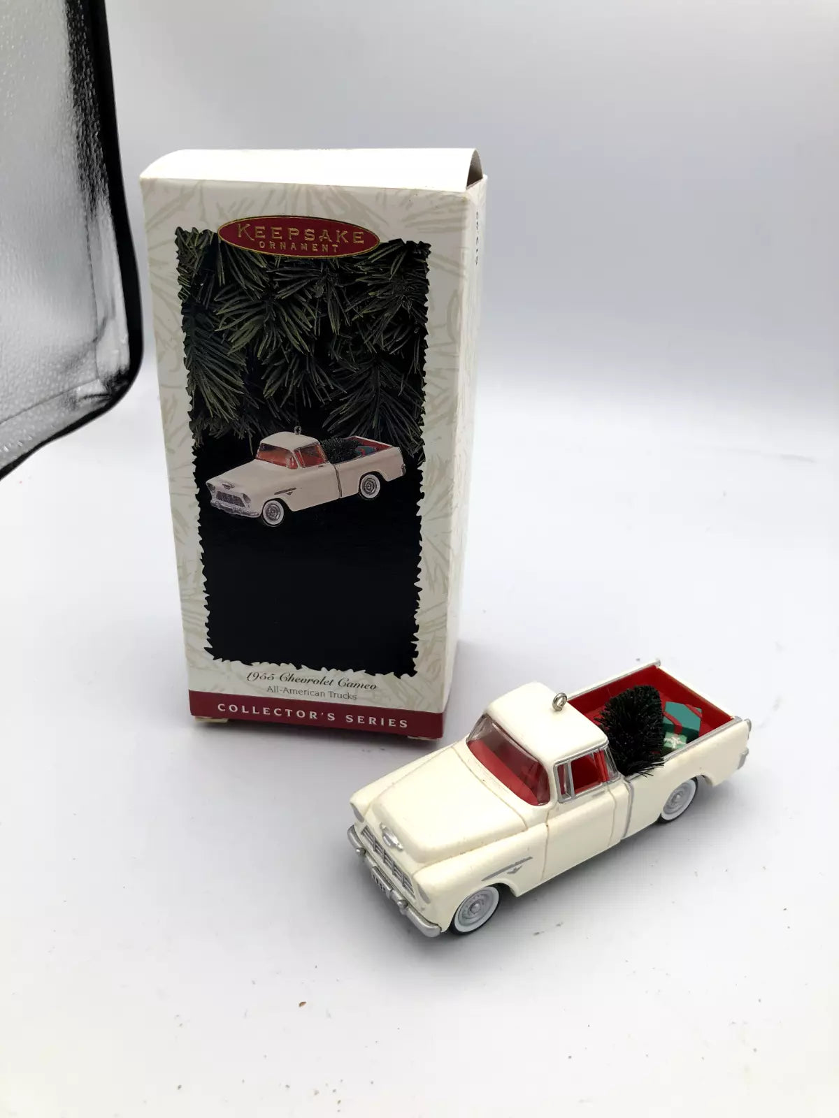 1996 Hallmark Keepsake Ornament 1955 Chevrolet Cameo Truck