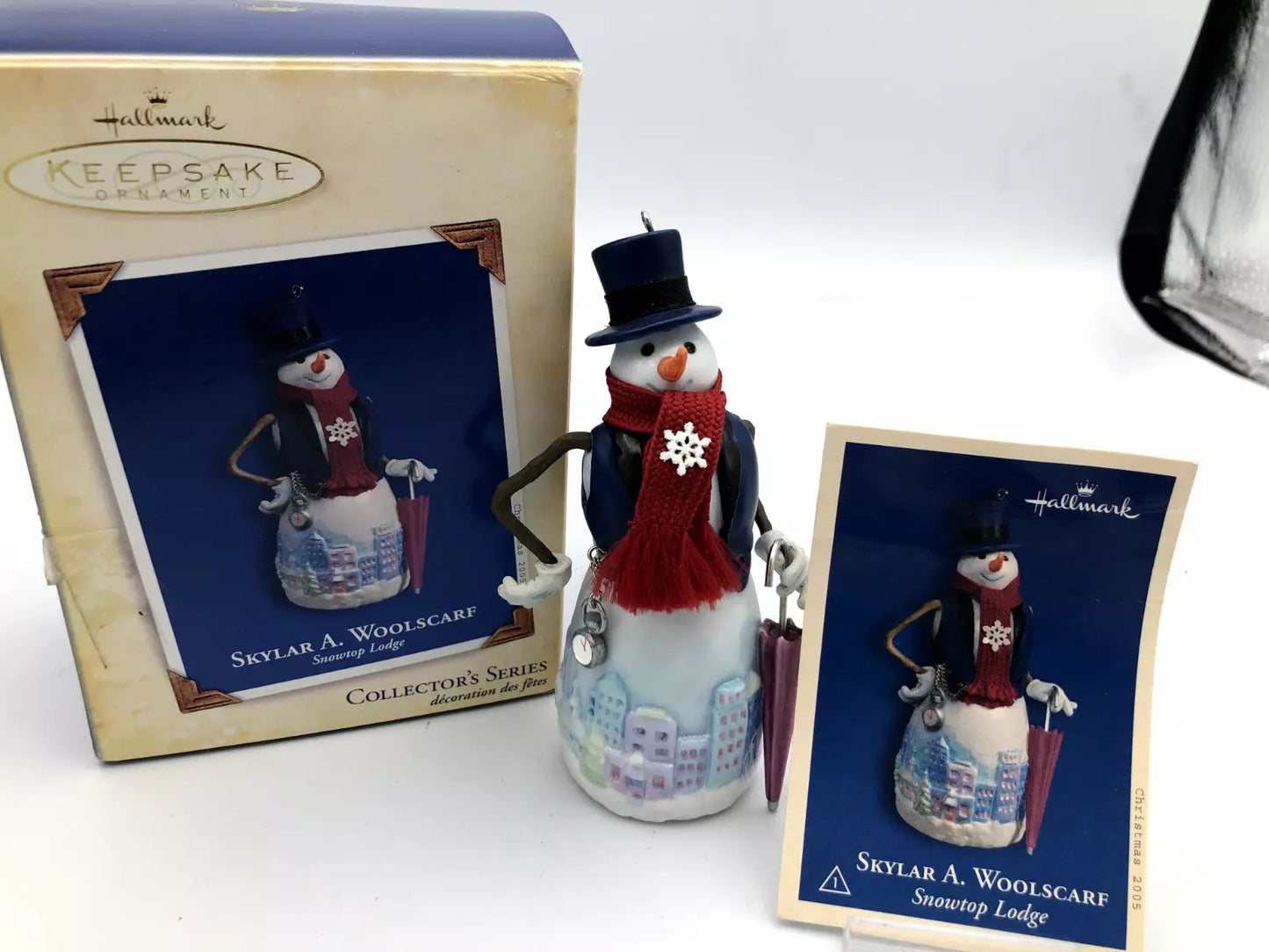 HALLMARK Keepsake 2005 Ornament Skylar A. Woolscarf Chrismast Snowman Snowlodge